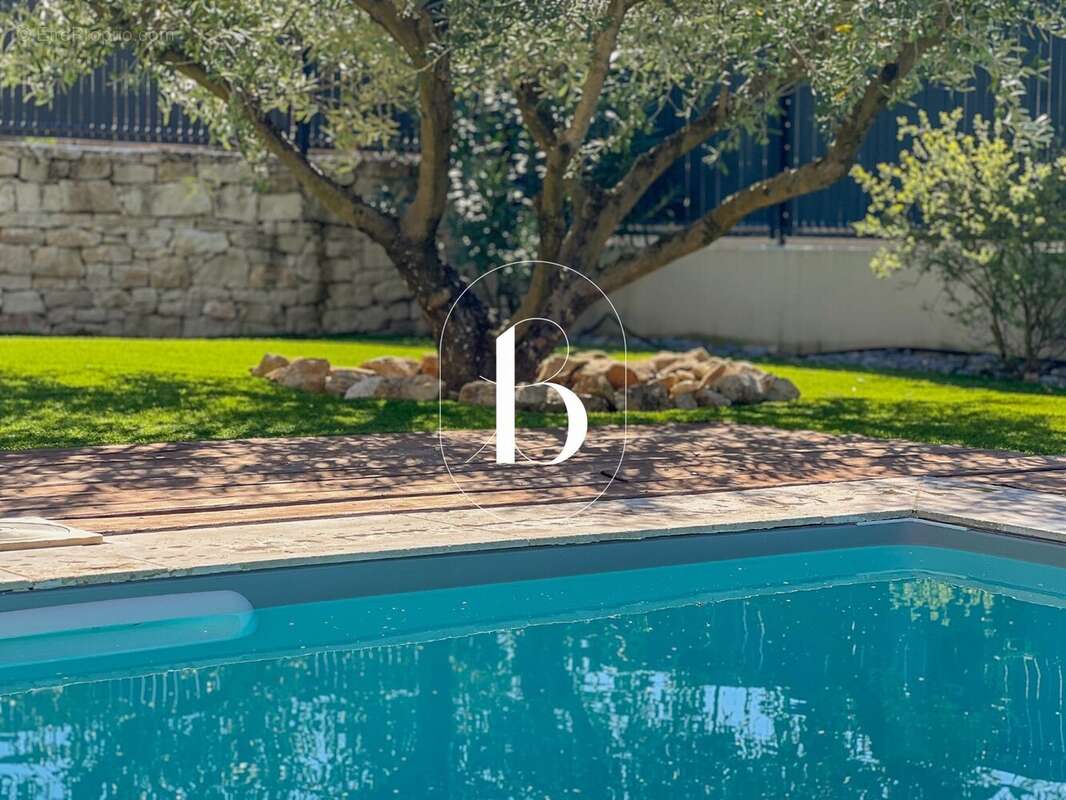 Maison à GOUDARGUES