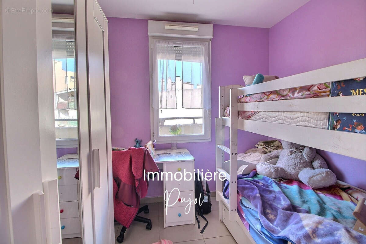Appartement à MARSEILLE-4E