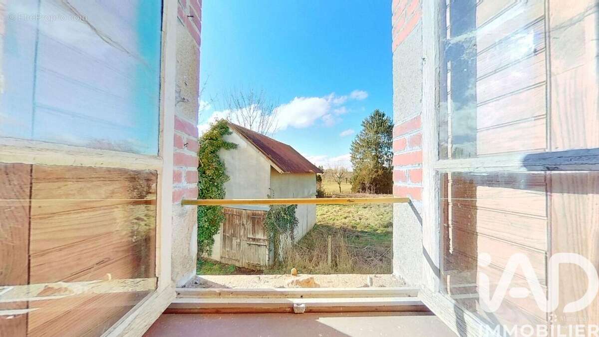 Maison 94 m² à Ally  - photo 2