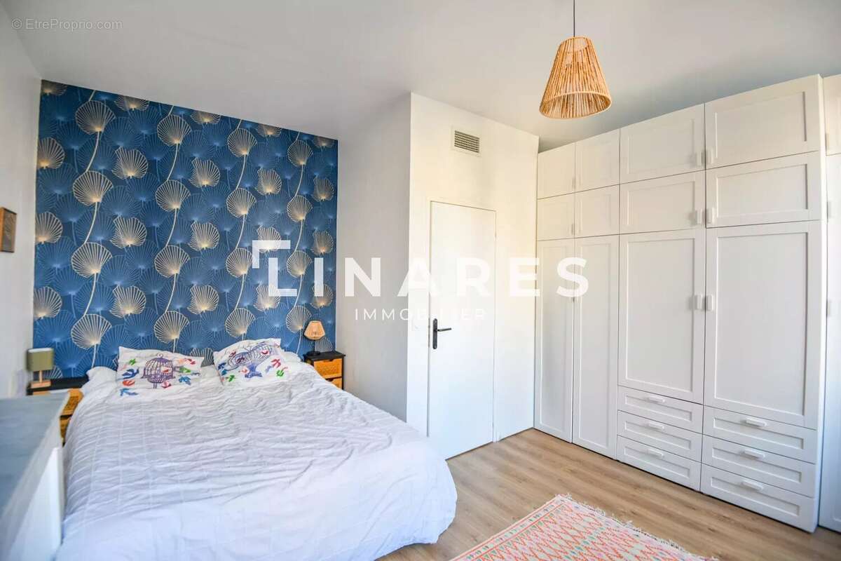 Appartement à MARSEILLE-5E