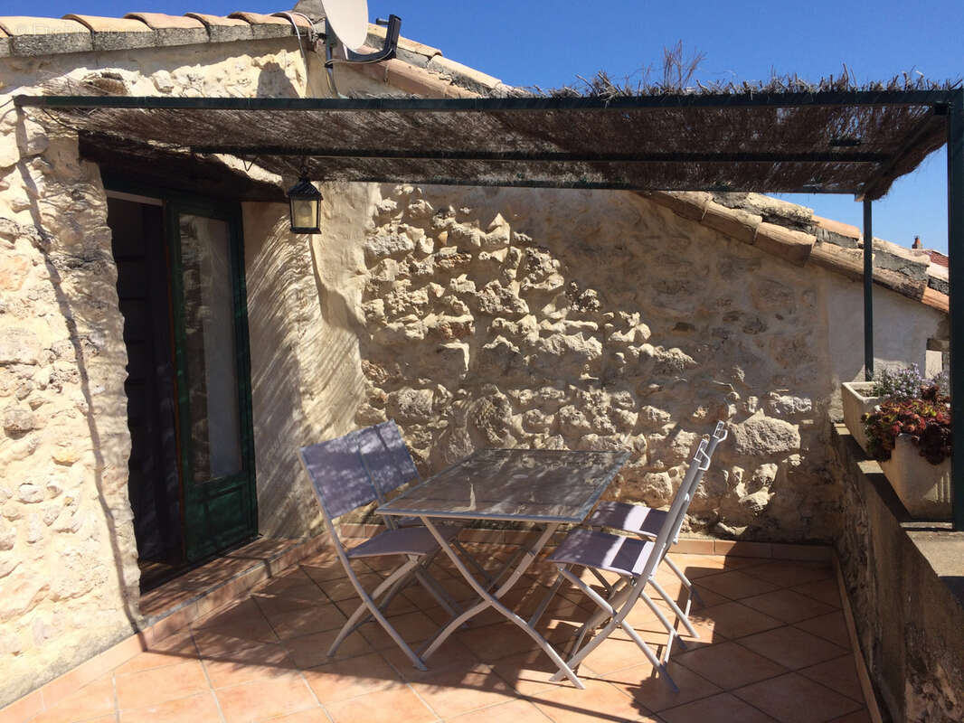 Appartement à LA GARDE-ADHEMAR