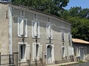 Maison à MONTPON-MENESTEROL