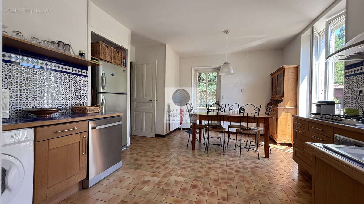 Maison à LES OLLIERES-SUR-EYRIEUX