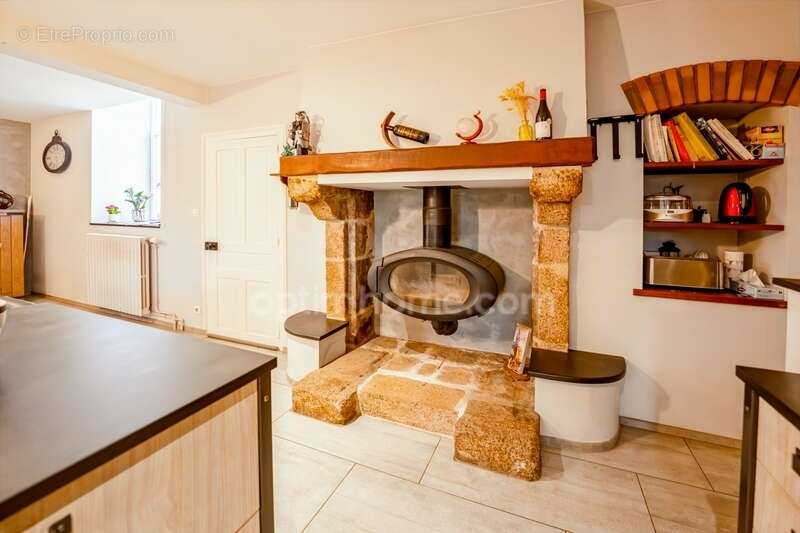 49300 Cholet - corps de ferme – 4 ha – Potentiel gîtes ou maison d'hôtes - revenus fonciers et locatifs - charme de l'ancien - d - photo 6