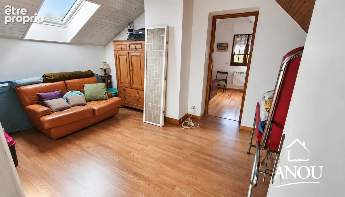 Maison  isole avec grand terrain - photo 9