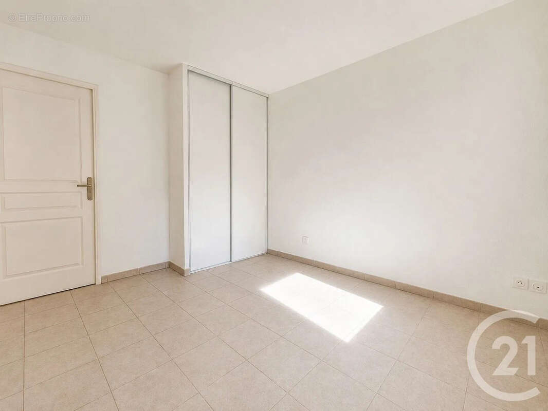 Appartement 36 m² à La Seyne-Sur-Mer  - photo 2
