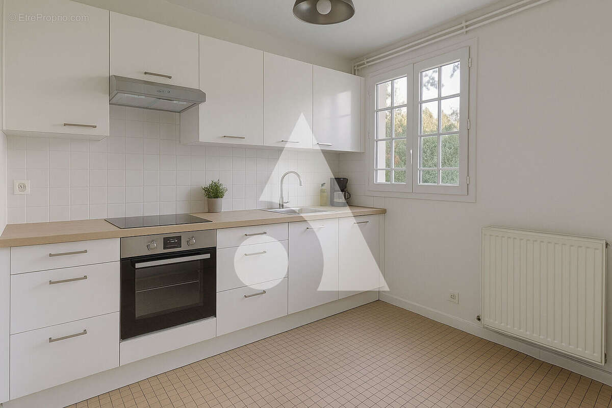 Maison à AUVERS-SUR-OISE