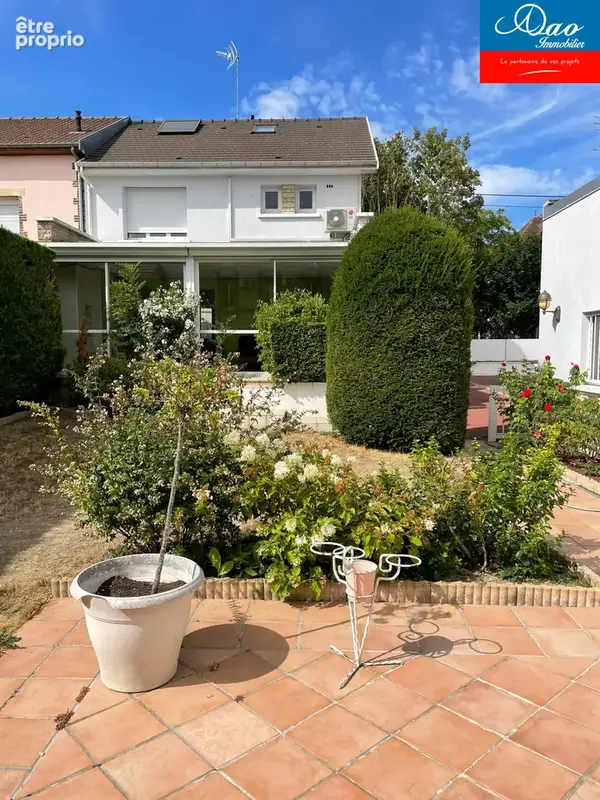 Sainte-Savine   Ensemble immobilier idéal grande famille ou profession libérale - photo 2