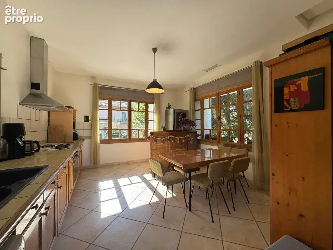 Maison de charme avec jardin arboré de 432m² et atelier de 90m² - photo 2