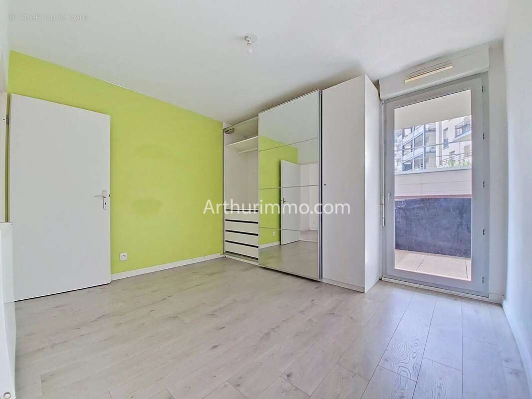 Appartement à LIMEIL-BREVANNES