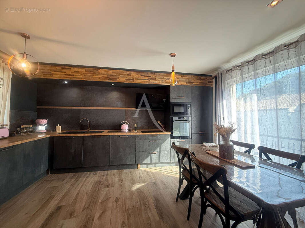 Appartement à GINASSERVIS
