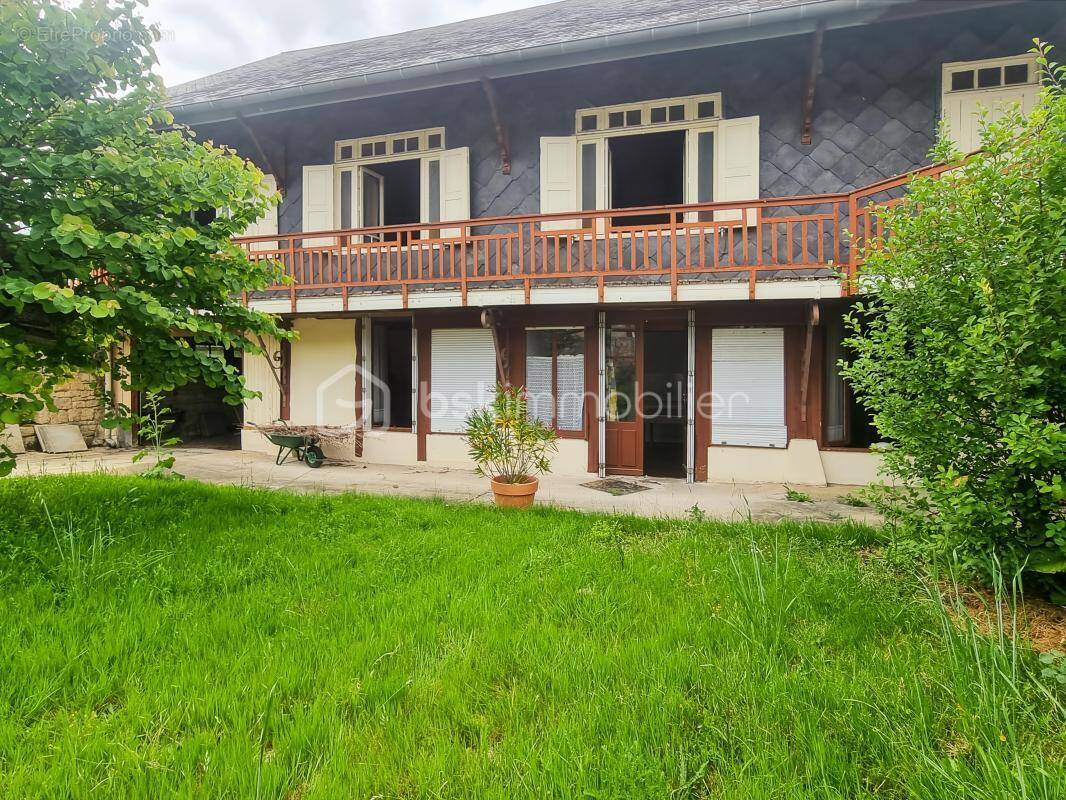 Maison atypique de 205 m2 et 6 chambres - photo 1