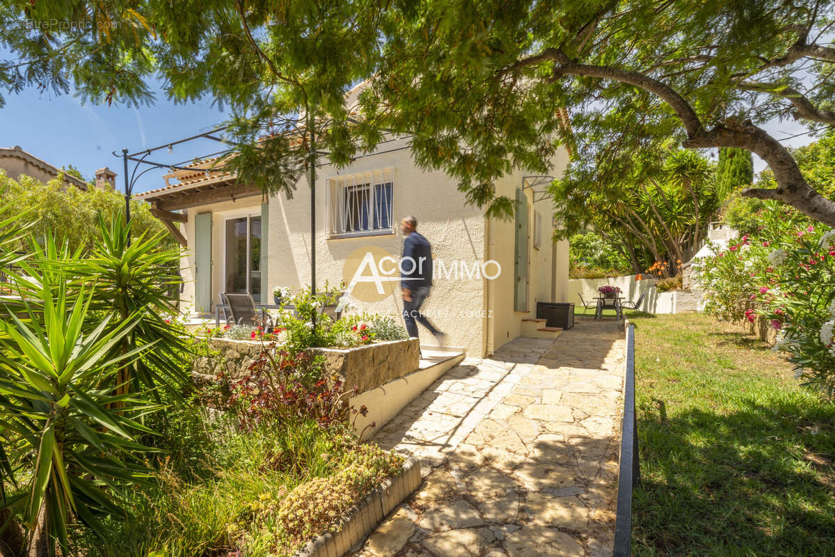 Six fours les plages - villa t4 + garage - photo 3