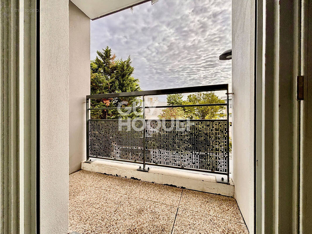 Appartement à AUBERVILLIERS