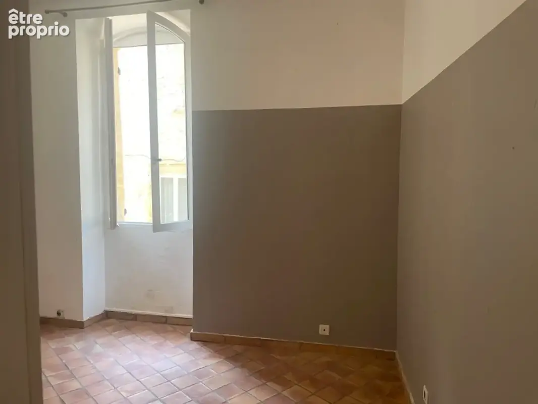 Maison à vendre 3 pièces  village de GRANS (13) - photo 9