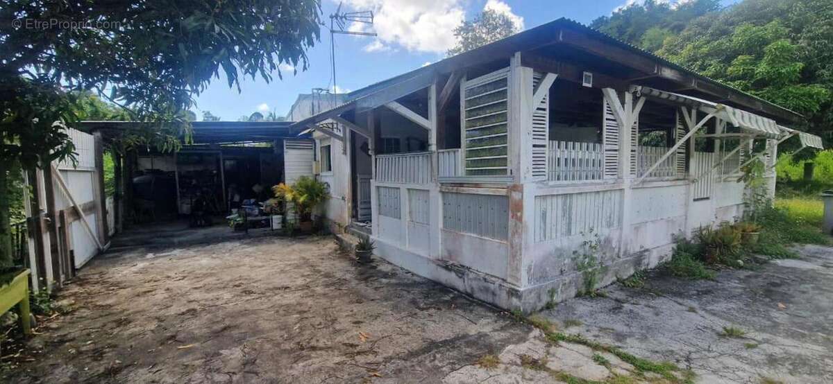 Maison à MORNE-A-L'EAU