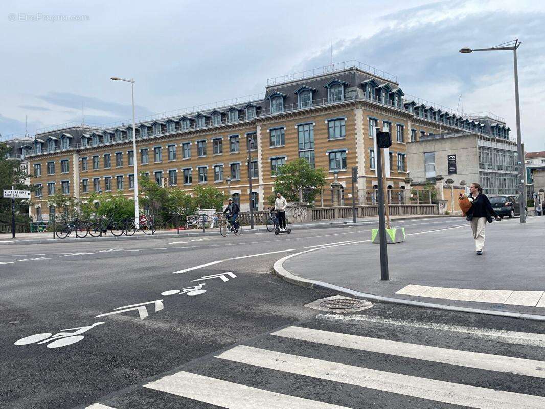 Parking à LYON-7E