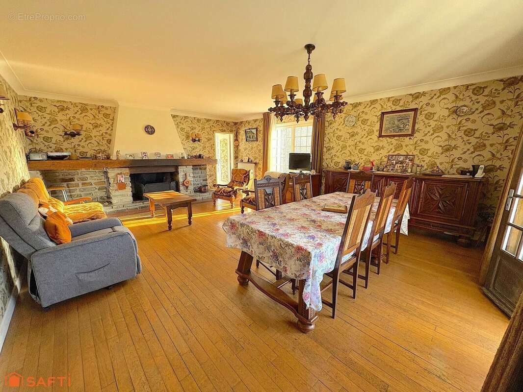 Photo 3 - Maison à ENTRAYGUES-SUR-TRUYERE