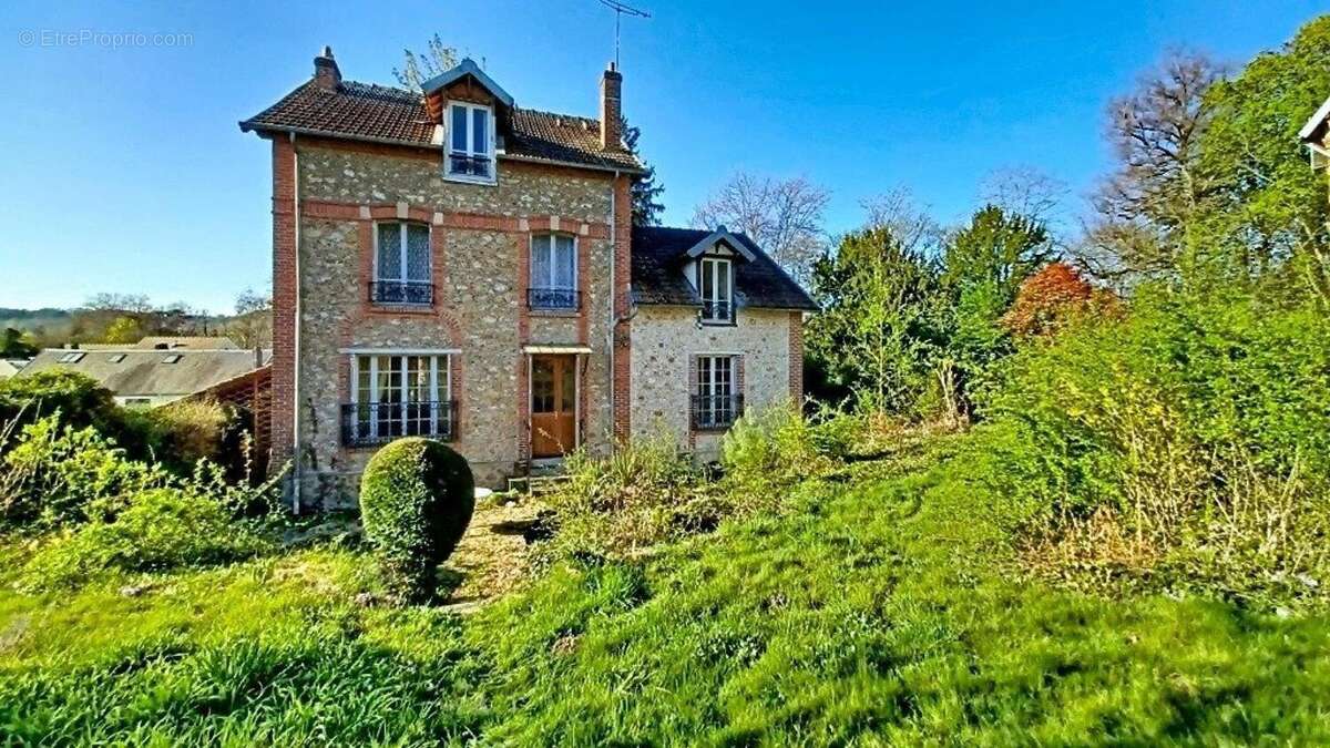 Photo 2 - Maison à SAINT-REMY-LES-CHEVREUSE