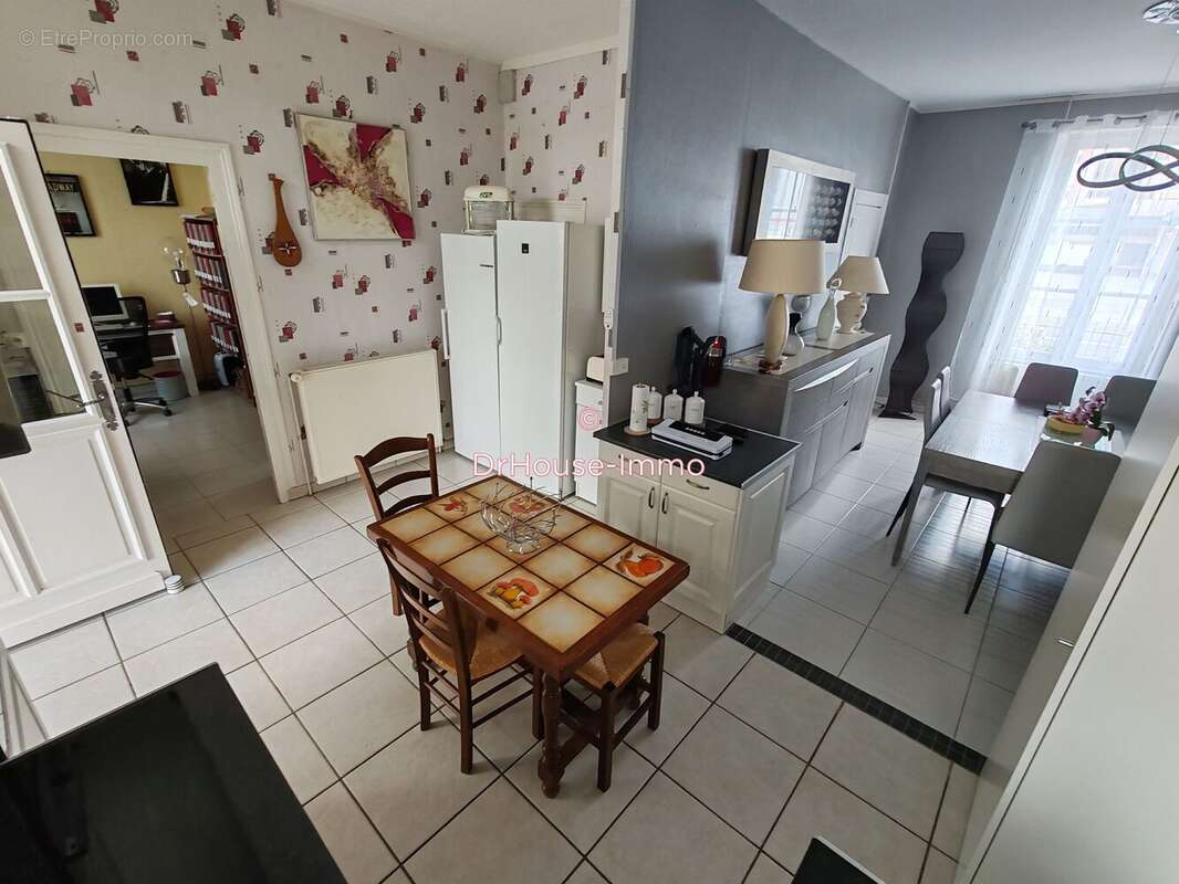 Maison à LES ORMES