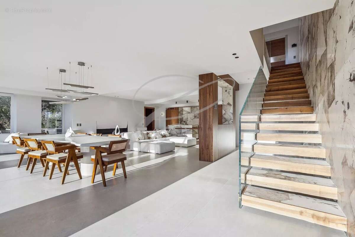 Maison à ROQUEBRUNE-CAP-MARTIN