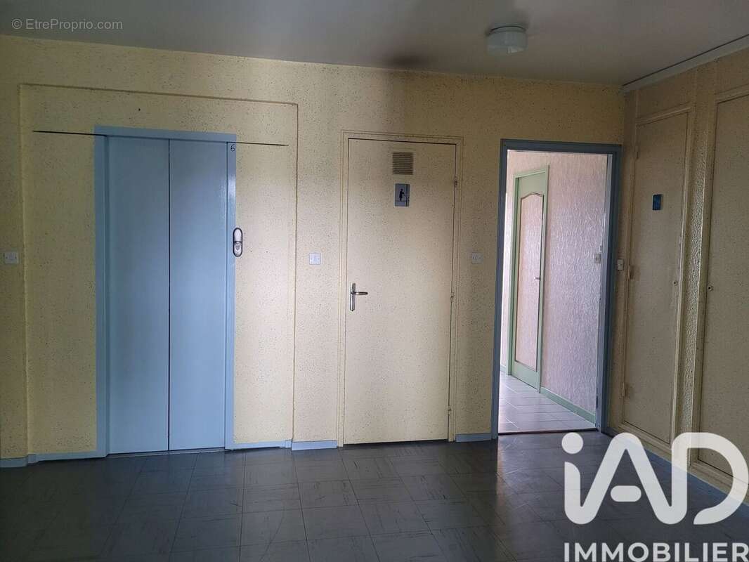 Photo 3 - Appartement à GUEUGNON