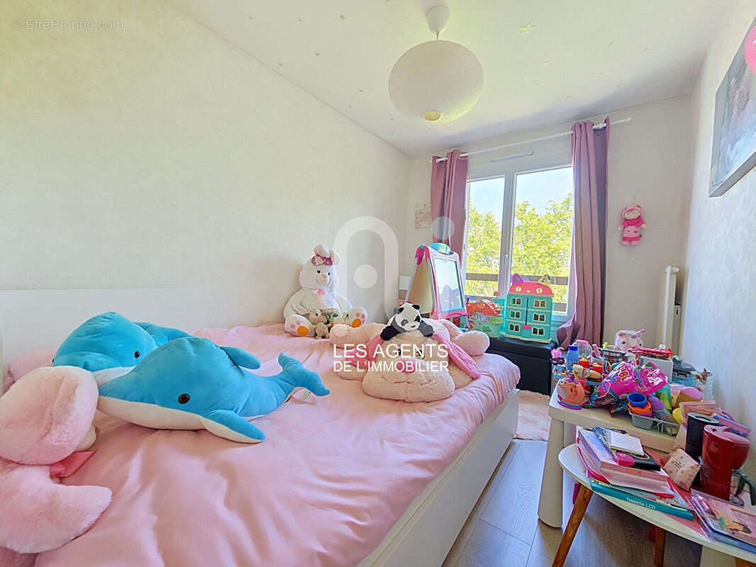Appartement à GENNEVILLIERS