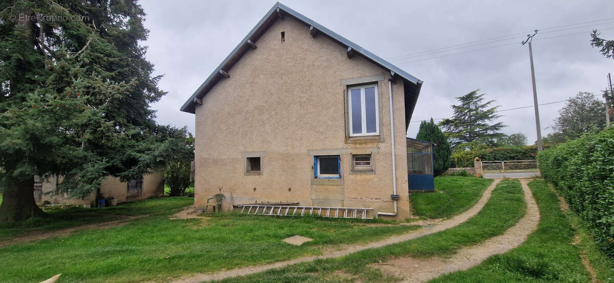 Maison à SAINT-DESIRE