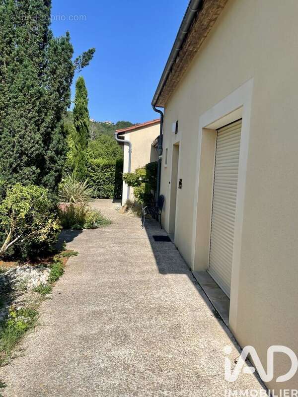 Photo 7 - Maison à SAINT-CYBRANET