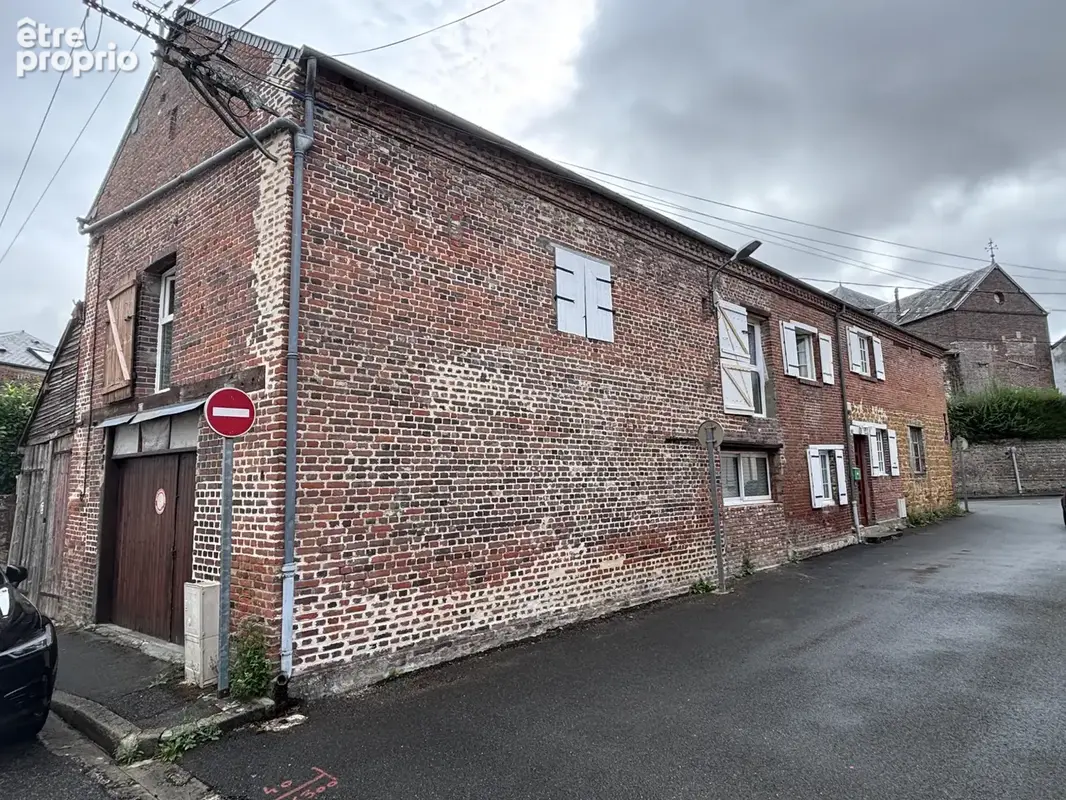 Agréable maison de ville avec 5 chambres confortables, jardin et grand garage. - photo 20