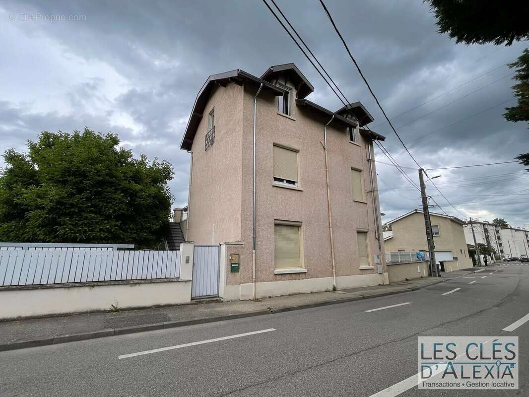 Maison à GIVORS