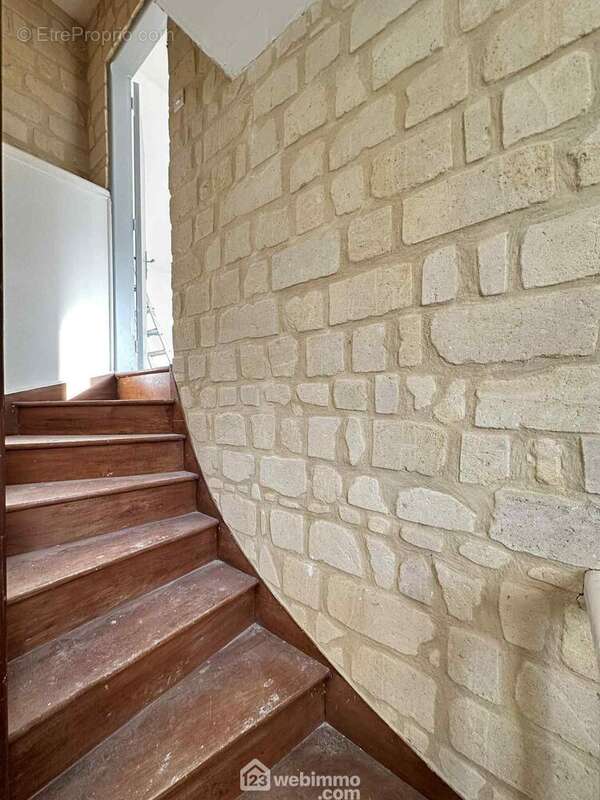 Découvrons l&#039;étage - Maison à CHERET