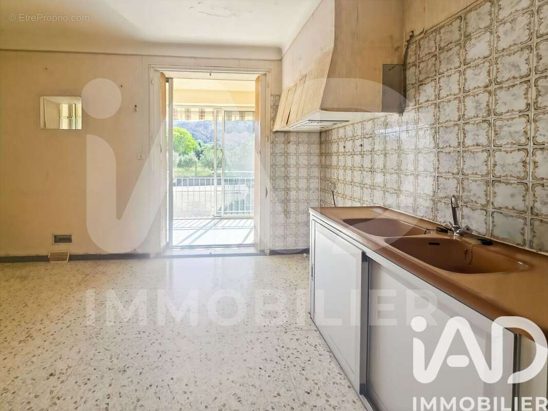 Photo 2 - Maison à BRANOUX-LES-TAILLADES