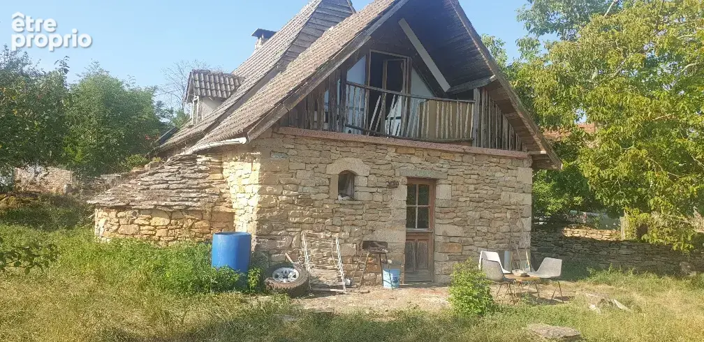 Maison à PUYLAGARDE