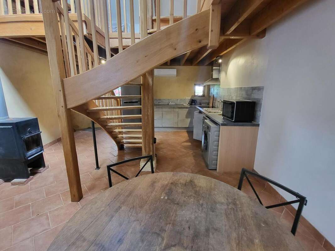 20250410145230 - Maison à ROUFFIGNAC-SAINT-CERNIN-DE-REILHAC