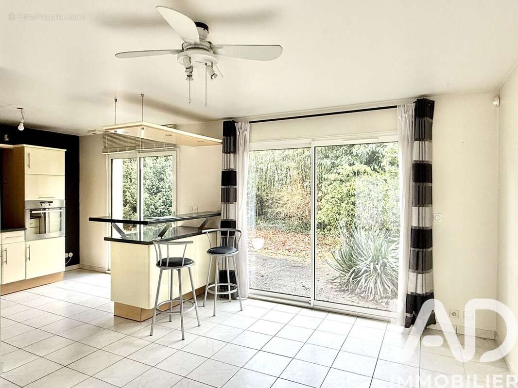 Photo 4 - Maison à SAINTE-GENEVIEVE-DES-BOIS