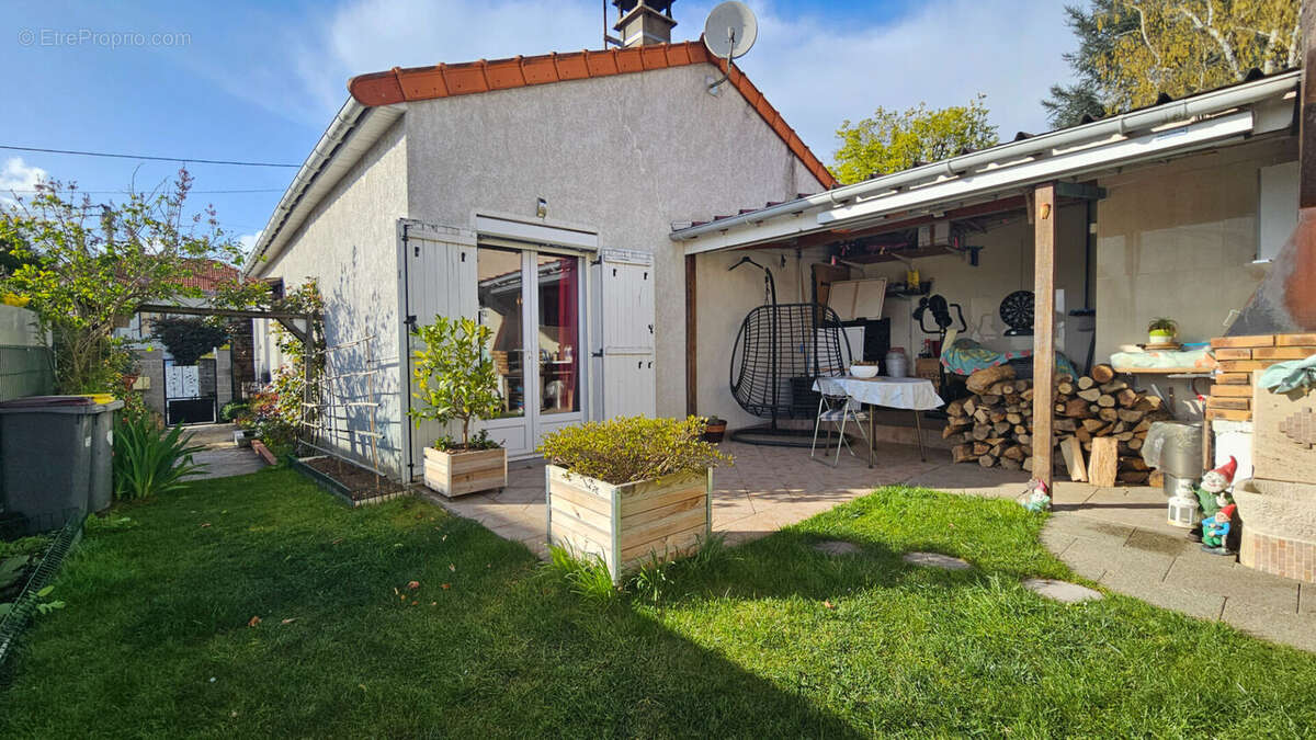 Maison à CHAMPLAN