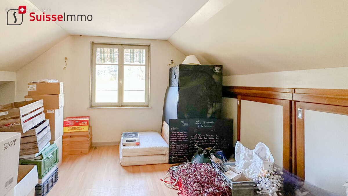 Appartement à LOUGRES