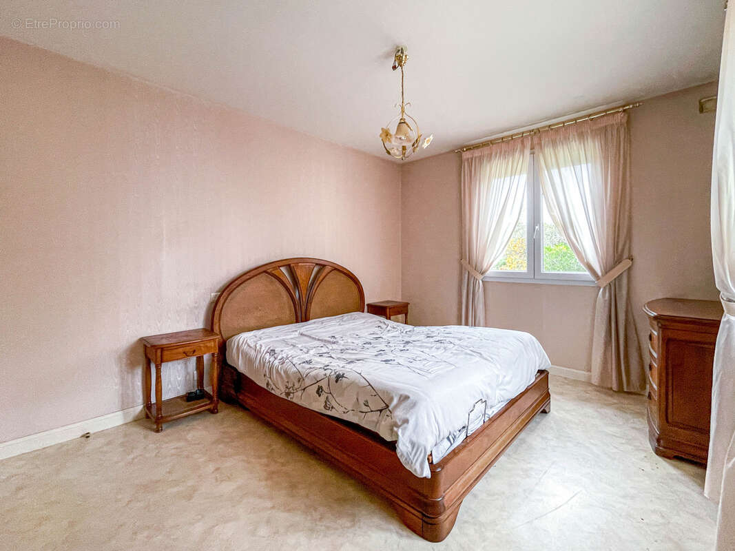 Maison à SAINT-LYPHARD