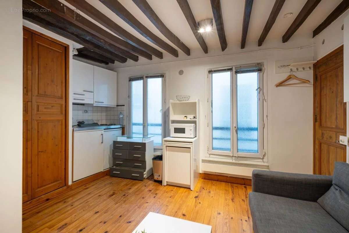 Appartement à PARIS-11E