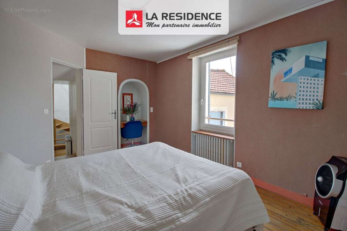 Maison 198 m² à Conflans-Sainte-Honorine  - photo 9