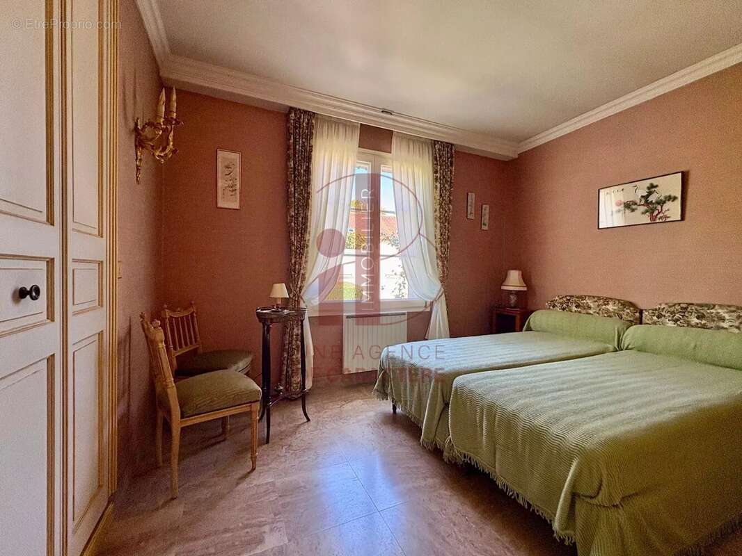 Maison à BOURRON-MARLOTTE