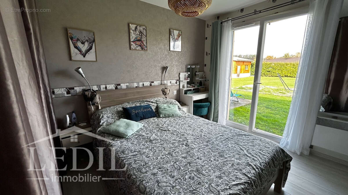 Maison à SERRES-ET-MONTGUYARD