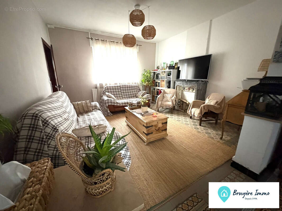 Maison à AULNOYE-AYMERIES