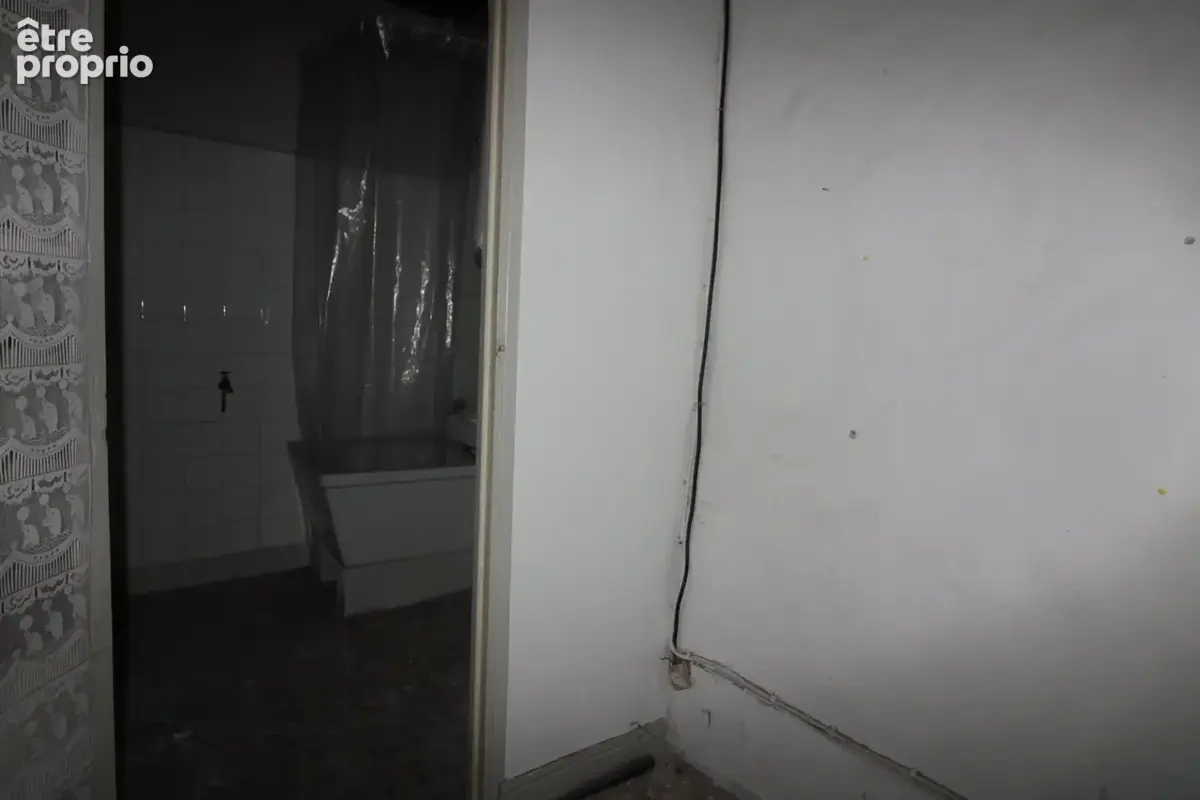 Immeuble 280 m2. - photo 5