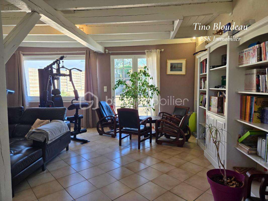 Maison à CIVRAY-DE-TOURAINE