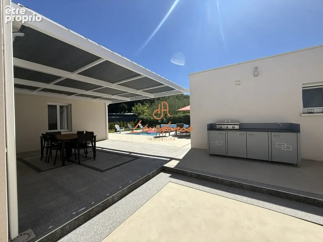 Villa récente à MONTELIMAR, prestations prémium ! - photo 10