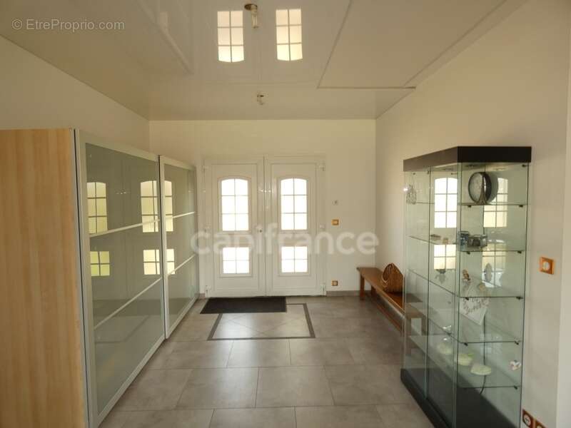 Propriété à vendre 11 pièces POINTRE (39) - photo 2