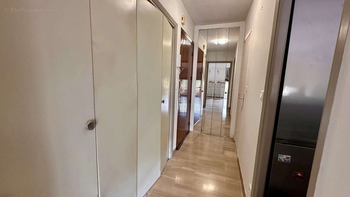 Studio nice lanterne - terrasse avec vue mer - photo 8