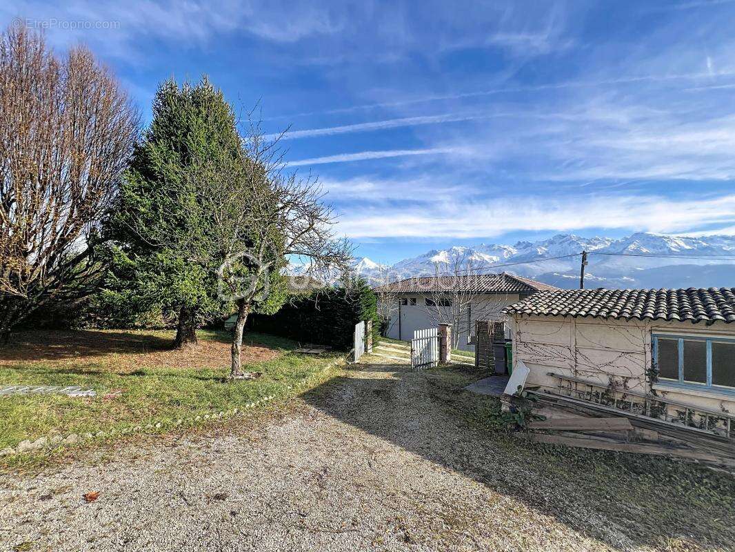 Maison à SAINT-ISMIER